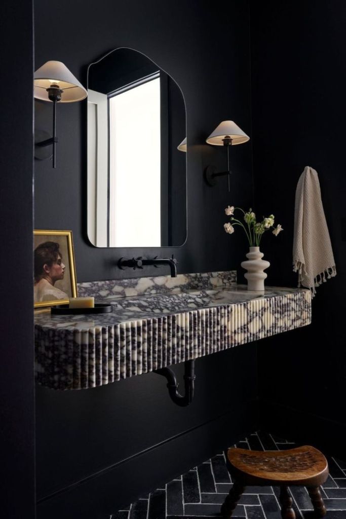 Moody bathrooms (13) - loves from bet